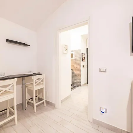 Rita's House By Domusextra 那不勒斯