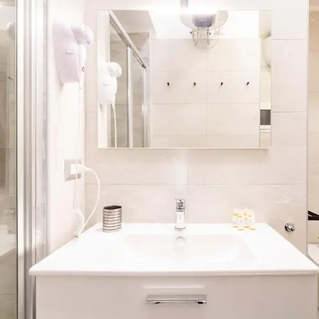 公寓 Rita's House By Domusextra 那不勒斯